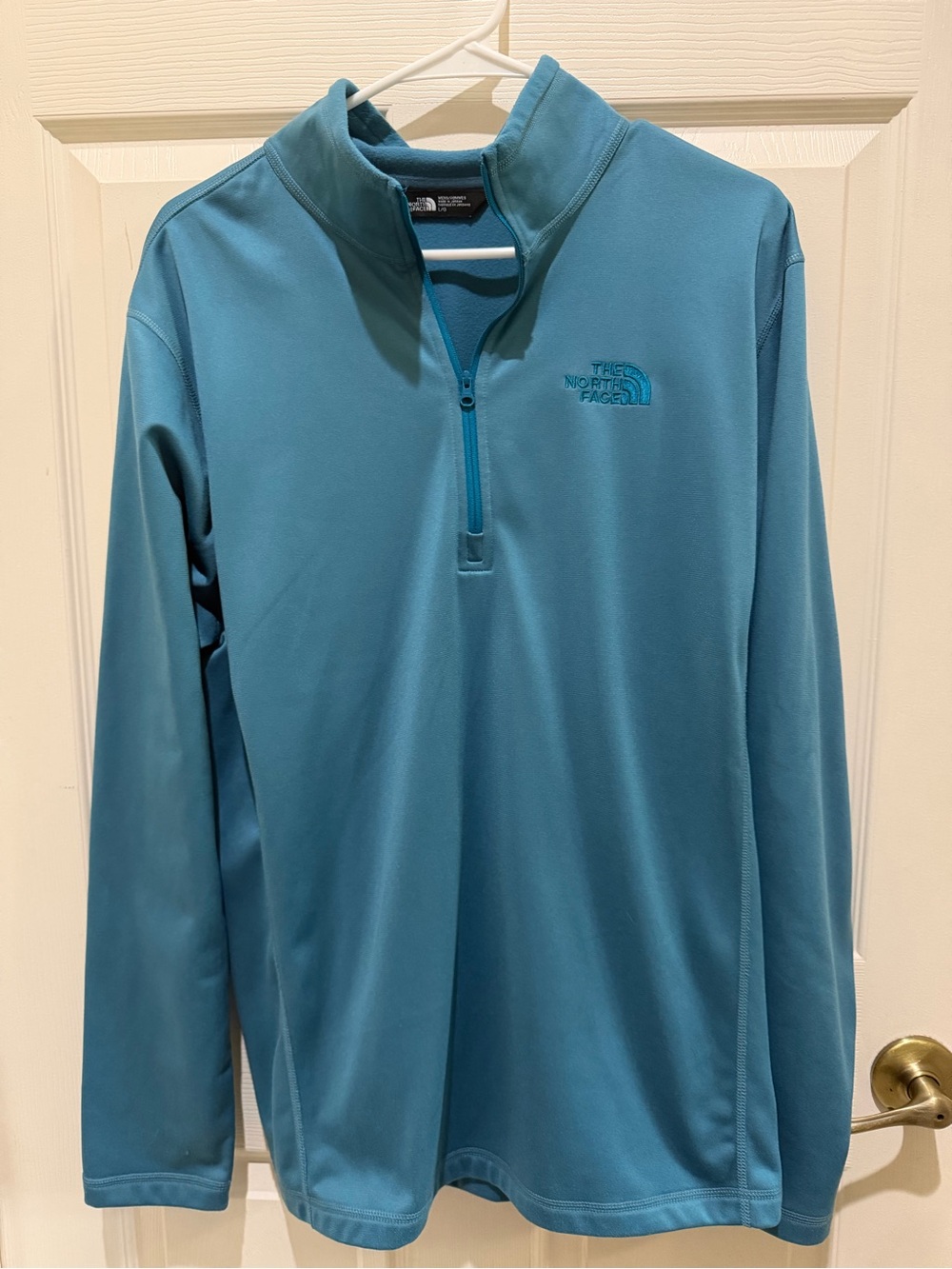 The North Face Men’s Teal Quarter-Zip Performance Pullover Large